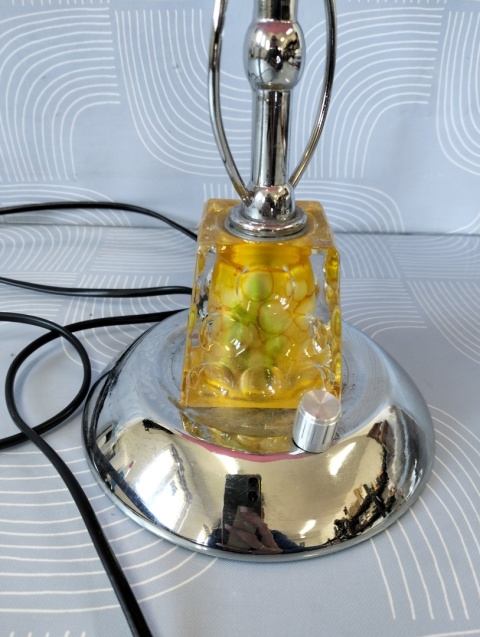 Ciekawa lampka