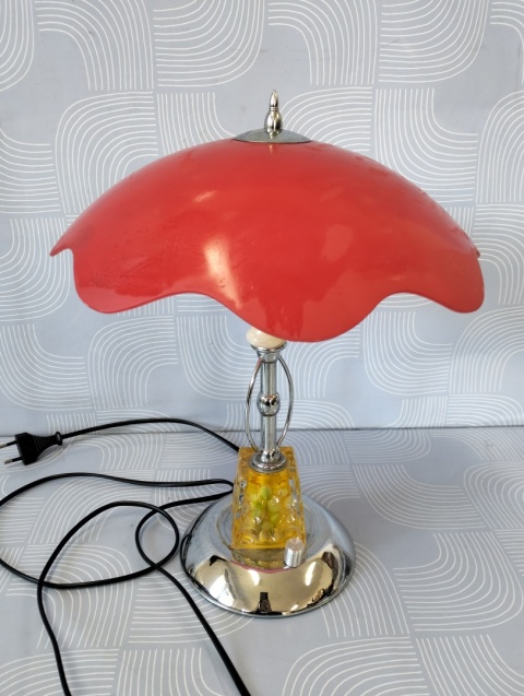 Ciekawa lampka