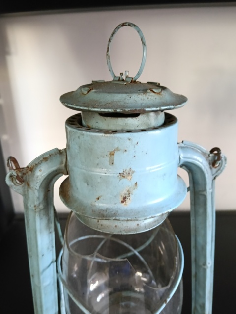 Lampka naftowa Jupiter 2