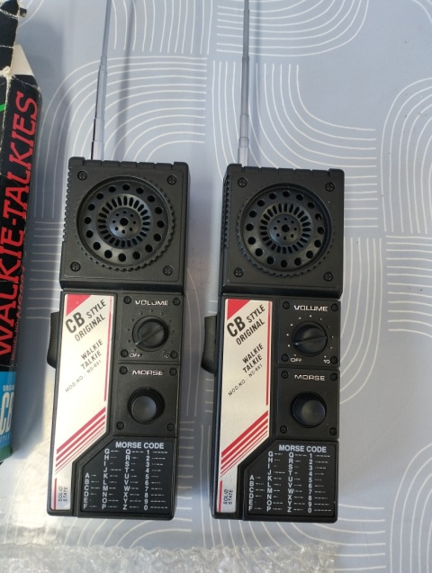 Stare walkie talkies krótkofalowki
