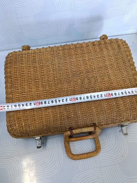 Walizka wiklinowo-rattanowa vintage