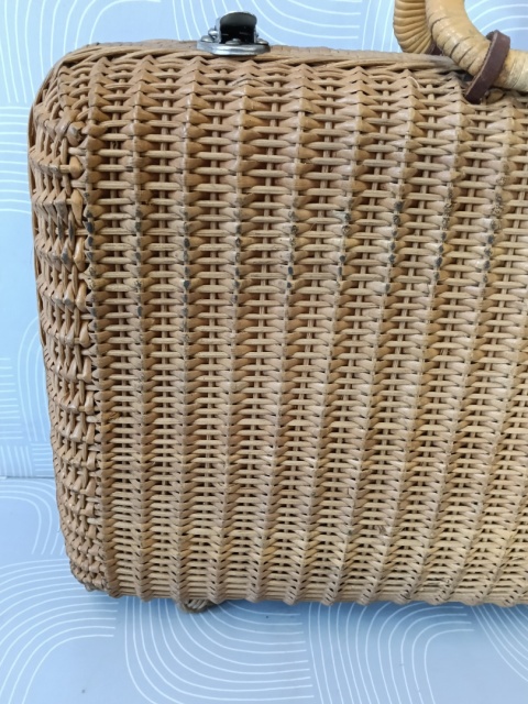 Walizka wiklinowo-rattanowa vintage