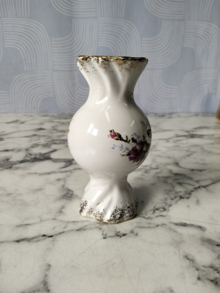 Wazonik cukierek porcelana złota róża
