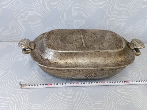 Aluminiowa duża brytfanna.
