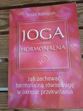 Joga hormonalna Diga Rodrigues