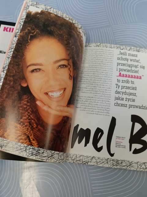 Książka Spice Girls oficjalna biografia