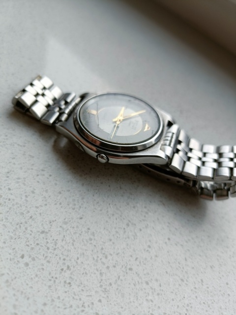 Stary zegarek Fuji