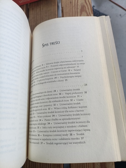 Zdrowie z mądrości natury przewodnik po medycynie św.Hildegardy