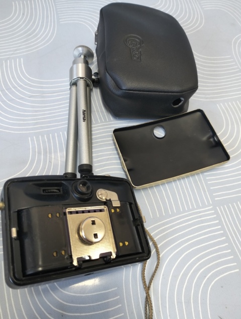 Aparat Pentacon Penti II plus statyw