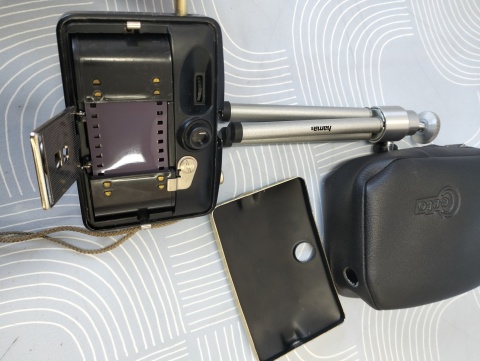 Aparat Pentacon Penti II plus statyw