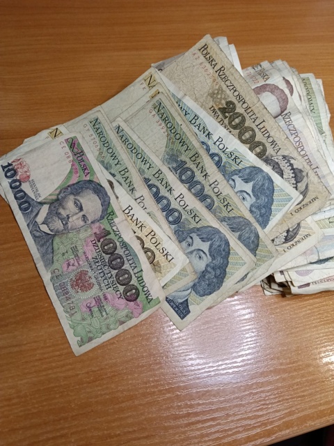 Banknoty polskie 80 sztuk prl