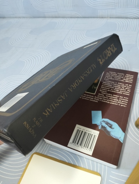 Książka Tarot z kartami unikat
