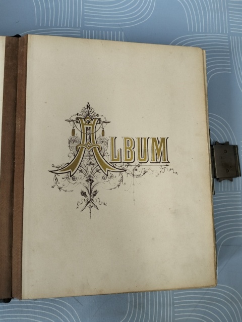 Zabytkowy album na zdjęcia unikat