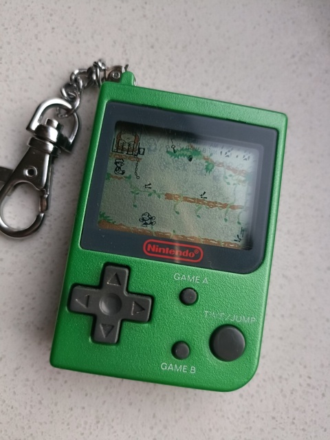 Stara gra konsola przenośna Nintendo unikat