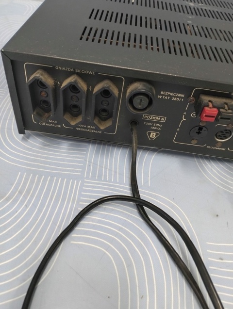 Wzmacniacz stereo Unitra WS 301 S Trawiata