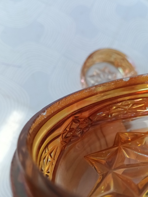 Stara bombonierka Carnival Glass HSG Hortensja