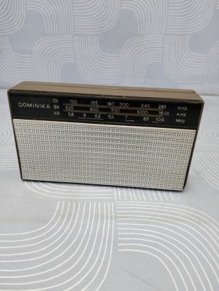 Stare radio Unitra Dominika
