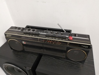 Radiomagnetofon sankei Unitra RMS 807
