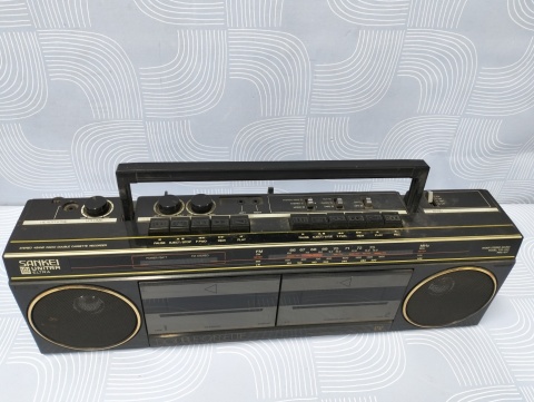 Radiomagnetofon sankei Unitra RMS 807