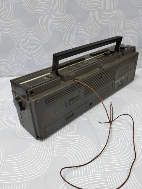 Radiomagnetofon sankei Unitra RMS 807