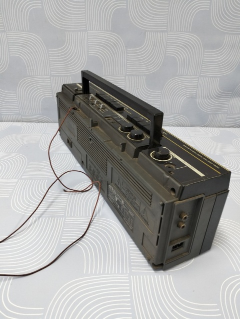 Radiomagnetofon sankei Unitra RMS 807