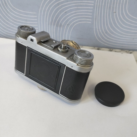 Stary aparat fotograficzny Altix Carl Zeiss