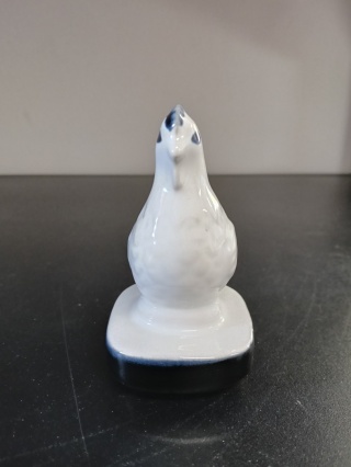 Biała kurka figurka vintage