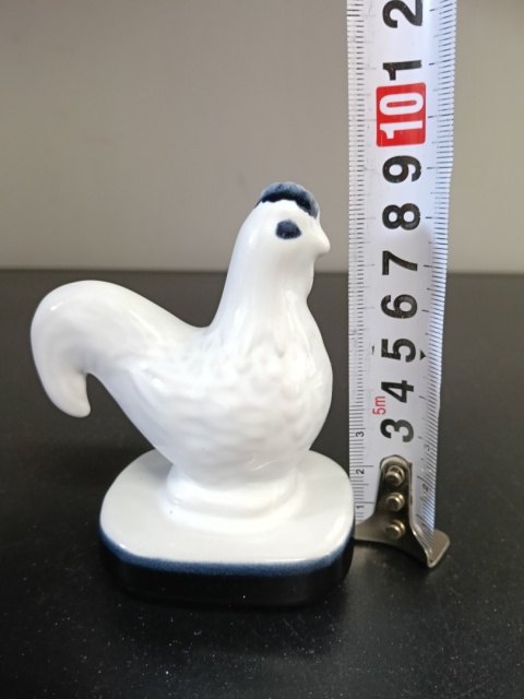 Biała kurka figurka vintage