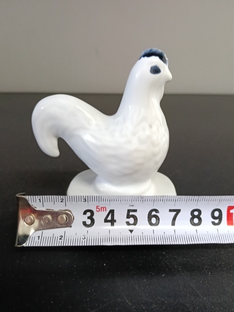 Biała kurka figurka vintage
