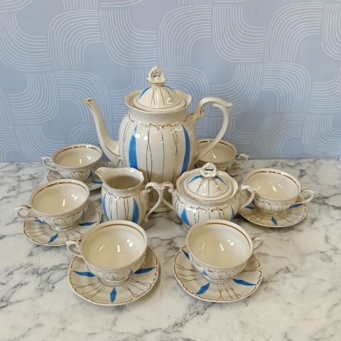 Elegancki serwis kawowy vintage Tułowice