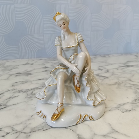 Piękna porcelanowa figurka Baletnica Wallendorf