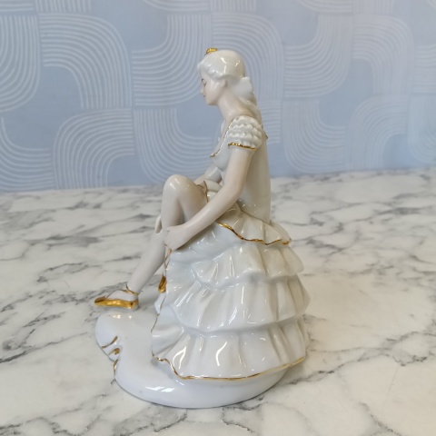 Piękna porcelanowa figurka Baletnica Wallendorf