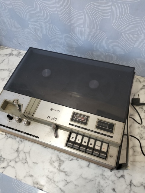 Magnetofon Unitra ZK 240