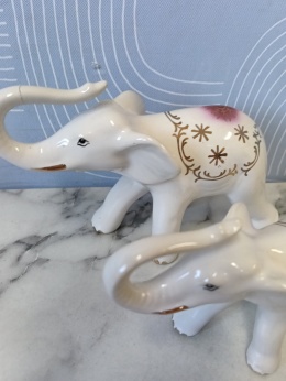 Figurki porcelanowe Słonie Jezela
