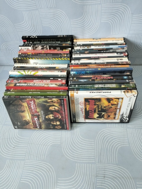 Filmy DVD 40 sztuk