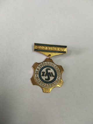 Odznaka zasłużony dla Spółdzielczości mleczarskiej p0