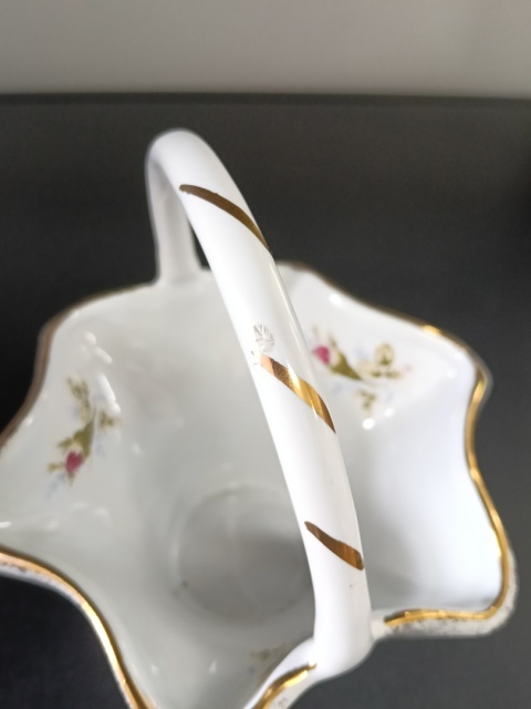 Mały koszyczek porcelana złota róża